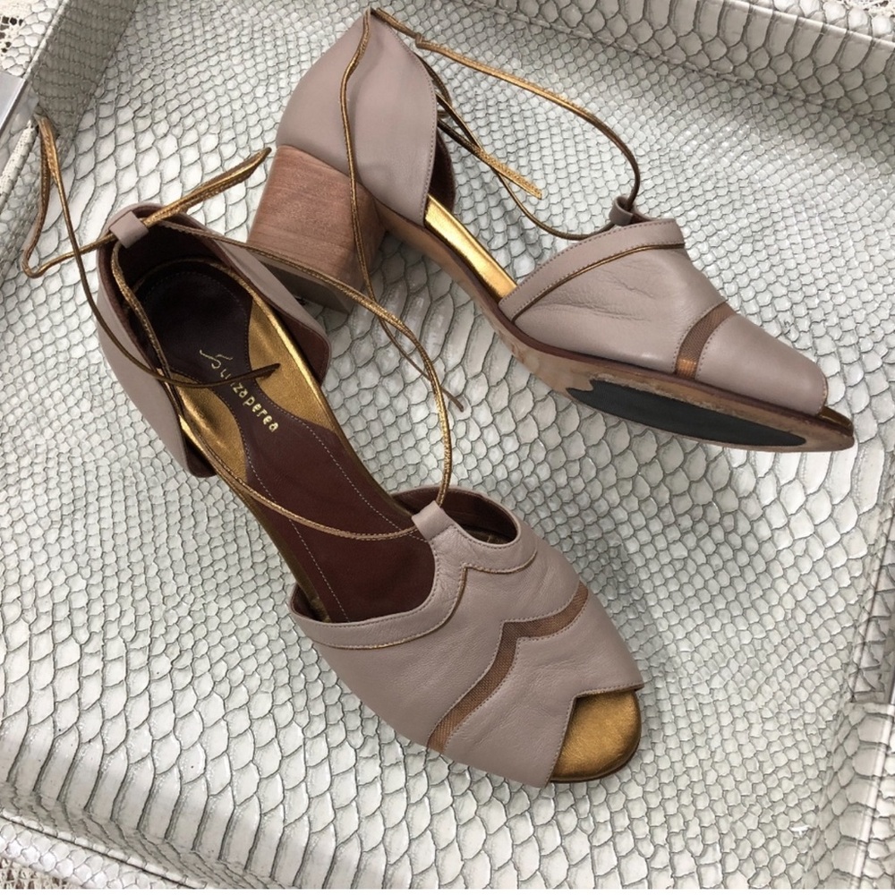 Anthropologie Luiza Perea Taupe Gold Heels 38